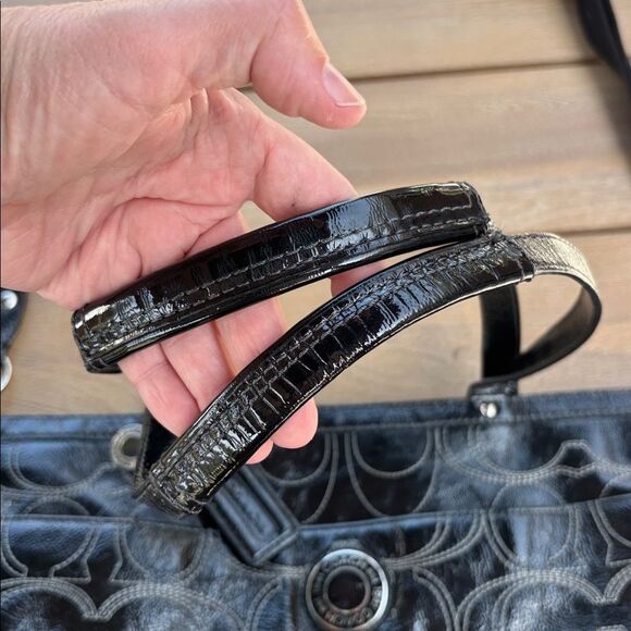 Coach Signature stitched Black patient leather diaper Bag purse laptop carrier - Picture 9 of 16